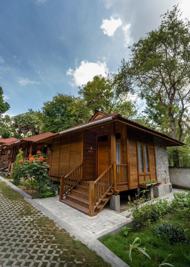 Casa Kandara Waingapu Exterior foto